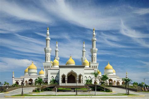 grand mosque of cotabato|SULTAN HAJI HASSANAL BOLKIAH MASJID (THE .